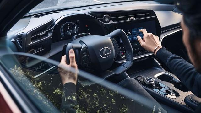 Teknologi Mobil Listrik Lexus RZ Meluncur Hari Ini
