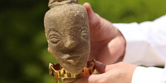Petani Palestina Temukan Patung Dewi Kuno Berusia 4.500 Tahun