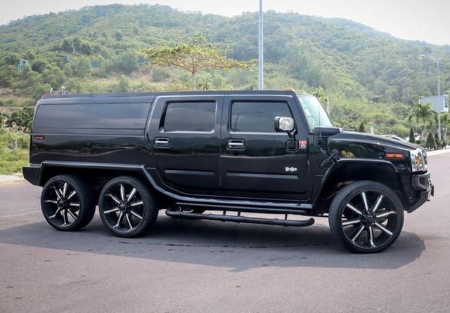 Hummer H2 jadi limusin, pakai 6 roda sekaligus