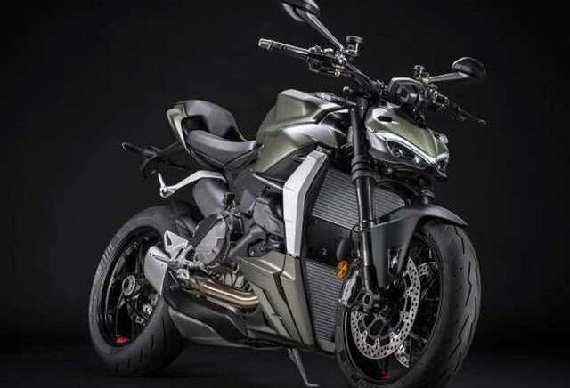 Ducati Streetfighter V2