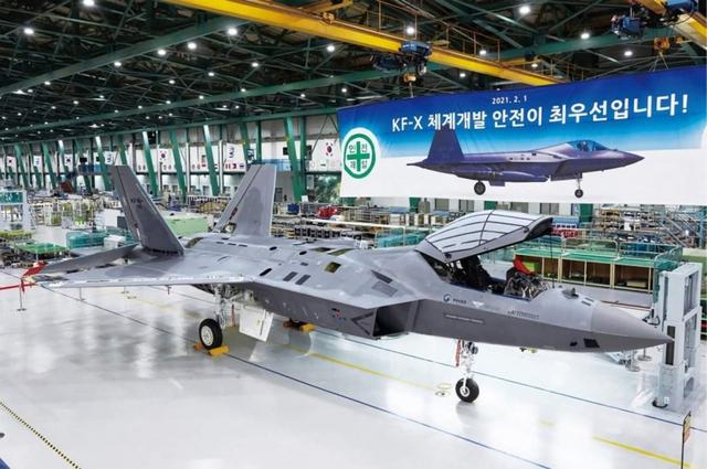 Jet Tempur KF-21 Kolaborasi Korea Selatan dan Indonesia Siap Terbang Juli