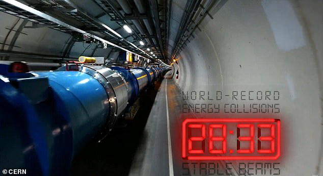 Mesin CERN ini Menumbuk Partikel Proton untuk Membuka "Rahasia Semesta"