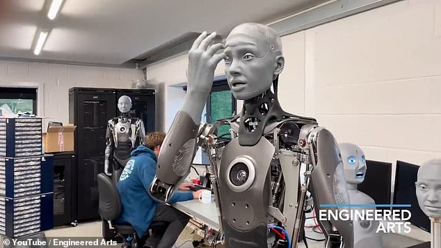 Robot Humanoid Tercanggih Didunia Mengatakan Dirinya "Hadir" untuk Membantu Umat Manusia