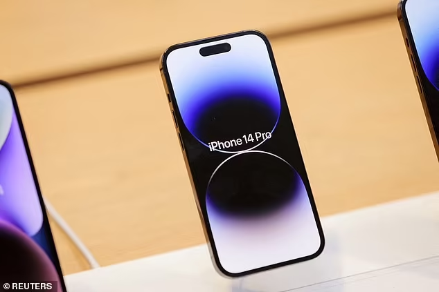 Rumornya Apple Akan Menghilangkan Tombol Volume dan Power Fisik di iPhone 15 Mendatang